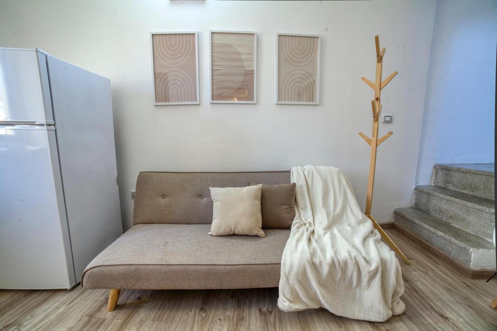 Sassari-Centro Elegante Appartamento Con Wifi E Netflix 외부 사진