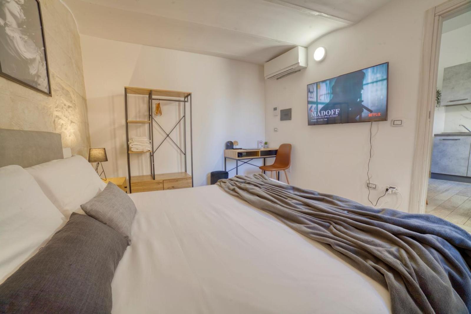 Sassari-Centro Elegante Appartamento Con Wifi E Netflix 외부 사진