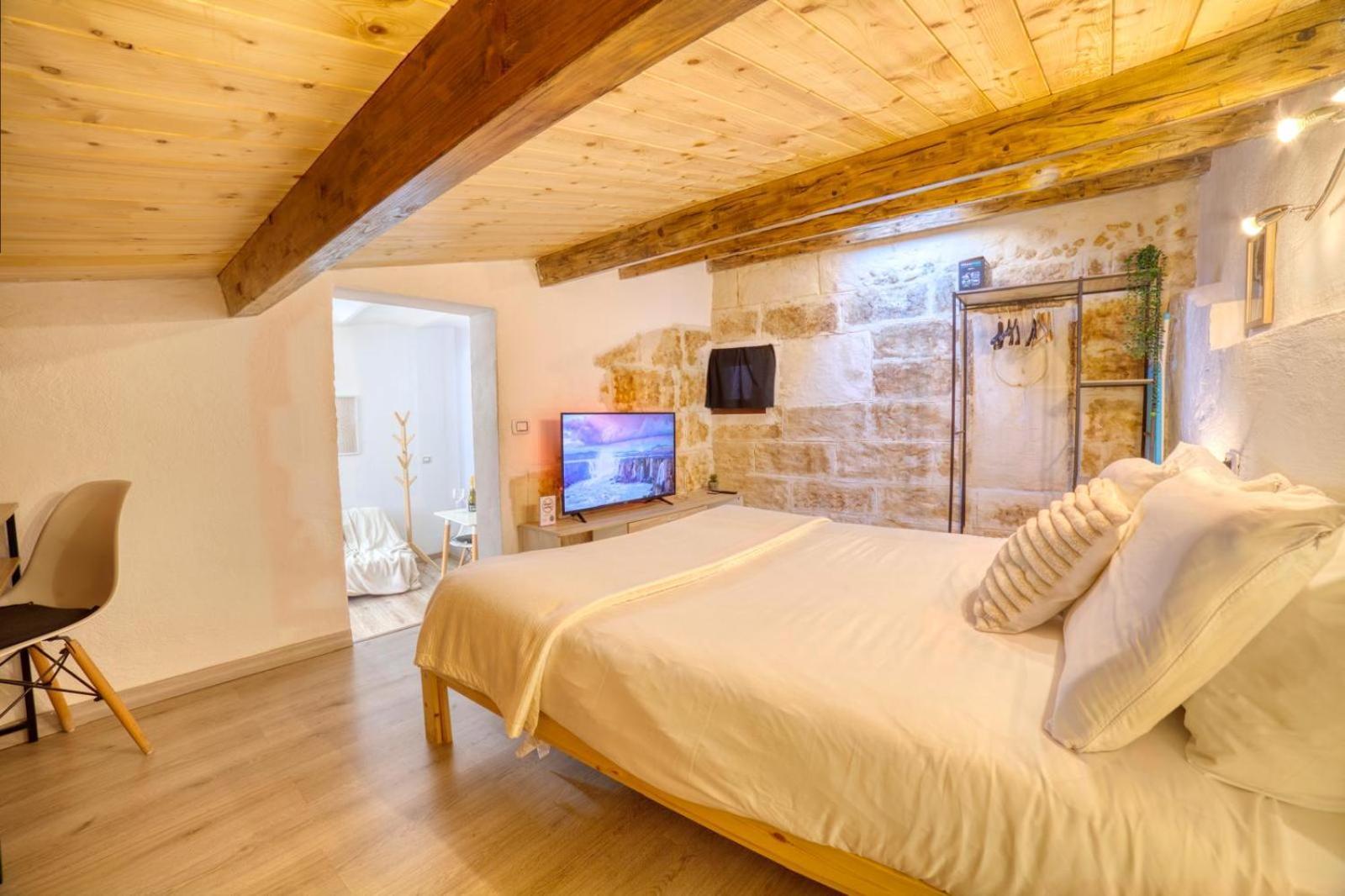 Sassari-Centro Elegante Appartamento Con Wifi E Netflix 외부 사진